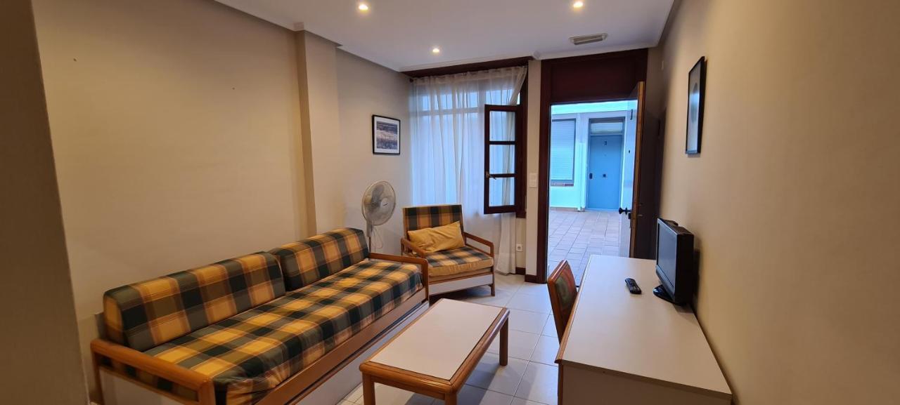 Apartamentos Elena ラレード エクステリア 写真