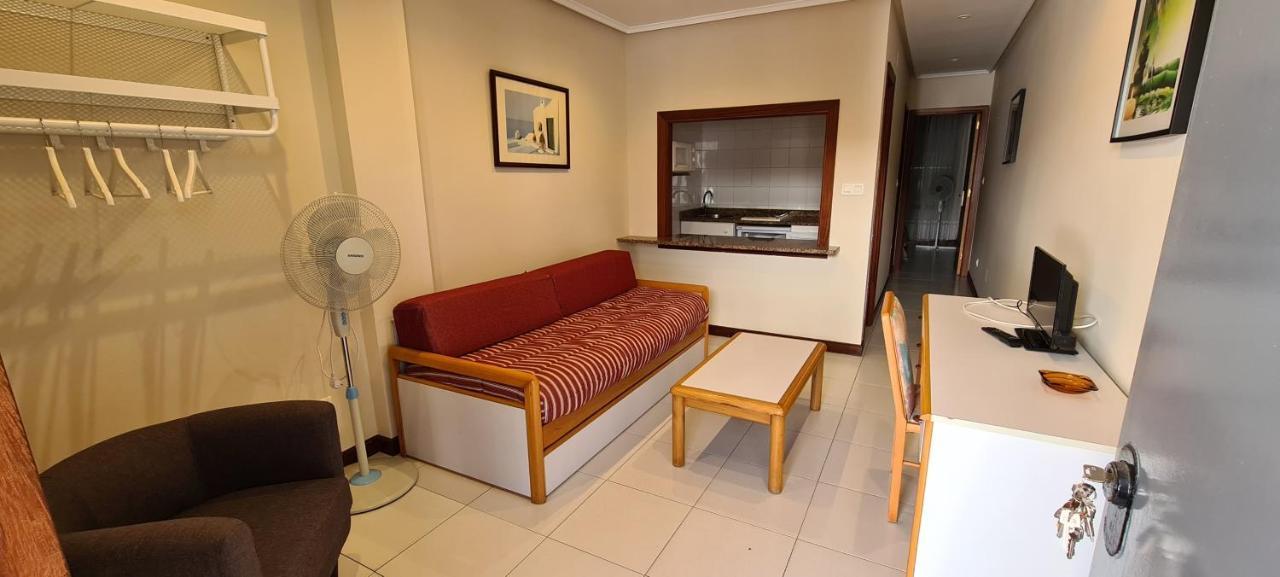 Apartamentos Elena ラレード エクステリア 写真