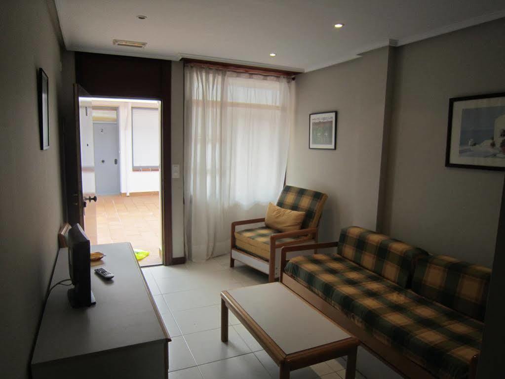 Apartamentos Elena ラレード エクステリア 写真